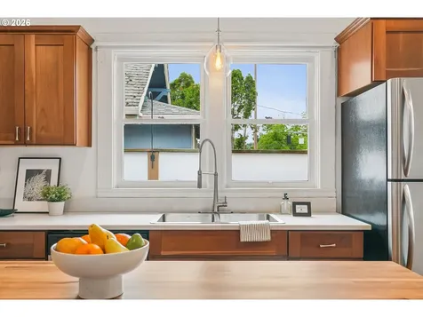 4532 SE 62nd Avenue Portland OR 97206