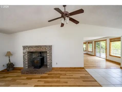 45900 E Haines Road Corbett OR 97019