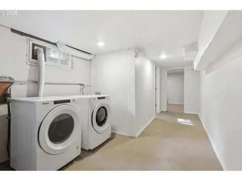 11610 NE Fremont Court Portland OR 97220