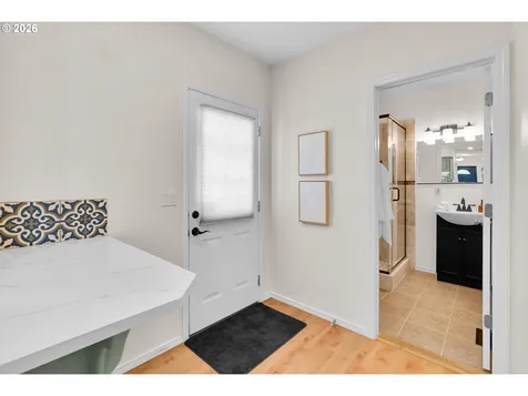 6028 SE Gladstone Street Portland OR 97206