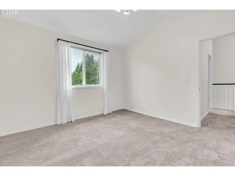 6028 SE Gladstone Street Portland OR 97206