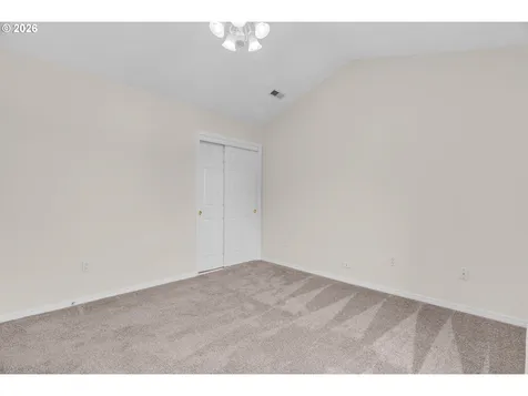6028 SE Gladstone Street Portland OR 97206