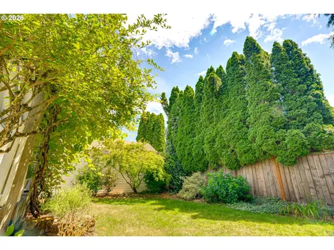 6028 SE Gladstone Street Portland OR 97206