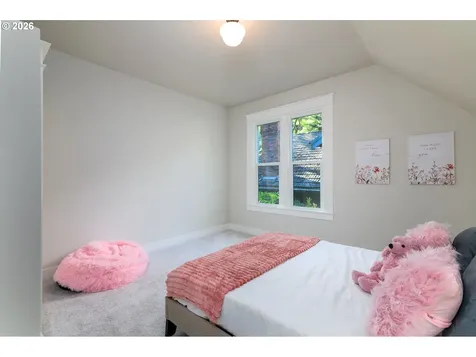 7939 N Dana Avenue Portland OR 97203