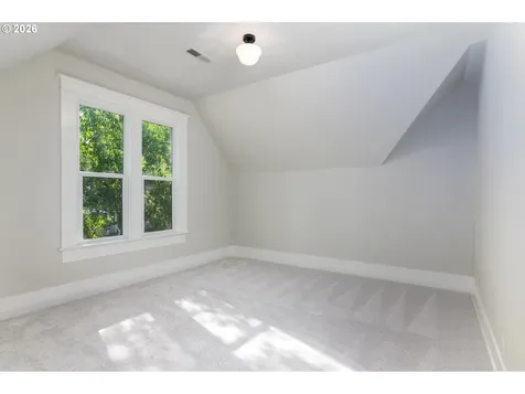 7939 N Dana Avenue Portland OR 97203