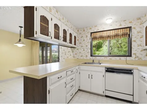 17515 SW Cheyenne Way Tualatin OR 97062
