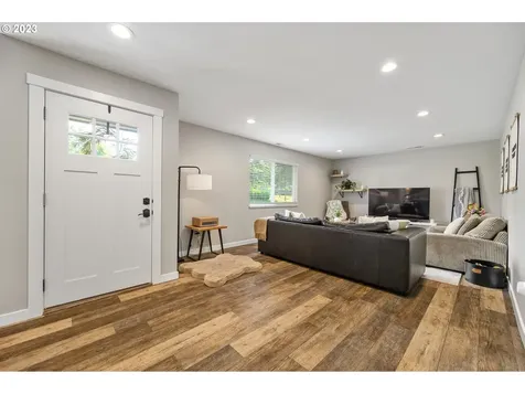 15915 Harold Avenue Milwaukie OR 97267