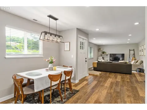 15915 Harold Avenue Milwaukie OR 97267