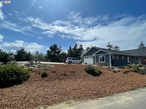 88051 Lake Point Drive Florence OR 97439
