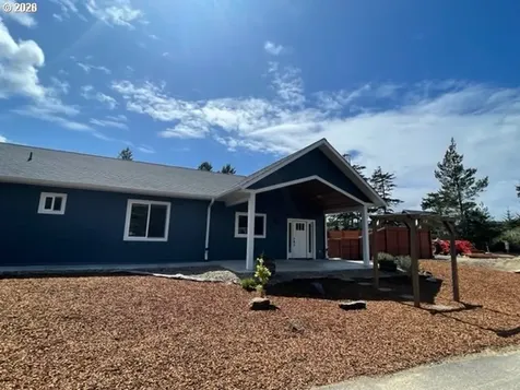 88051 Lake Point Drive Florence OR 97439
