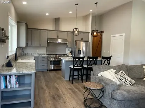 88051 Lake Point Drive Florence OR 97439
