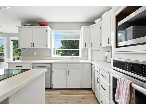 18135 SW Hart Drive Beaverton OR 97007