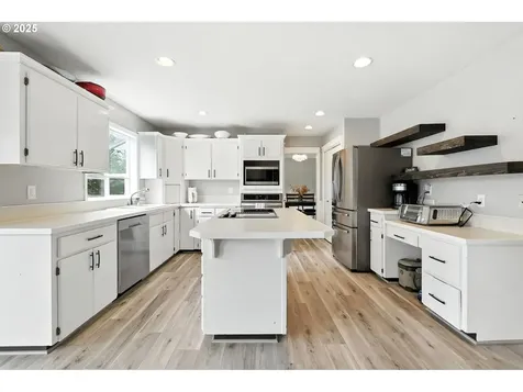 18135 SW Hart Drive Beaverton OR 97007