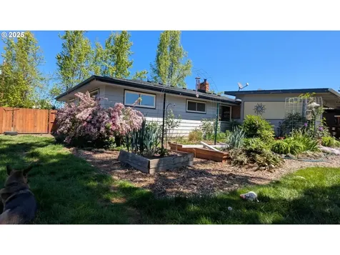 986 NE Queens Lane Hillsboro OR 97124