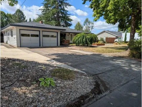 986 NE Queens Lane Hillsboro OR 97124