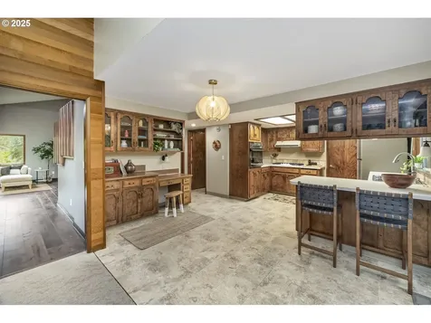 16425 NE Fargo Court Portland OR 97230