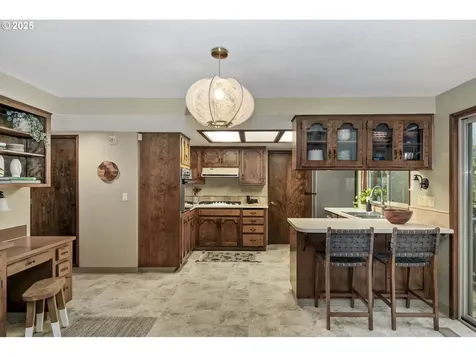 16425 NE Fargo Court Portland OR 97230