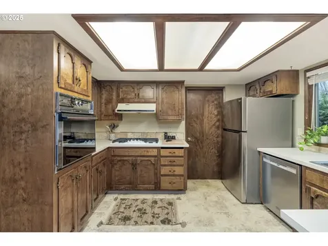16425 NE Fargo Court Portland OR 97230