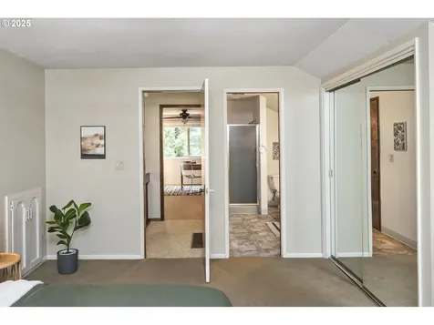 16425 NE Fargo Court Portland OR 97230