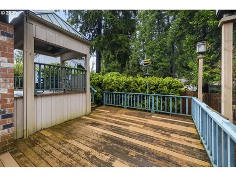 16425 NE Fargo Court Portland OR 97230