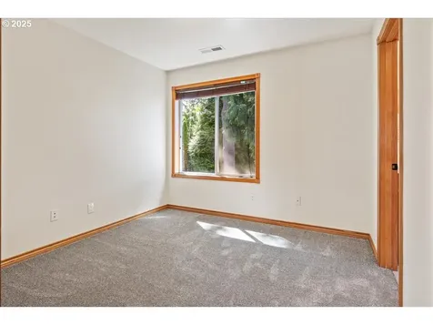 1534 SE Hale Court Gresham OR 97080