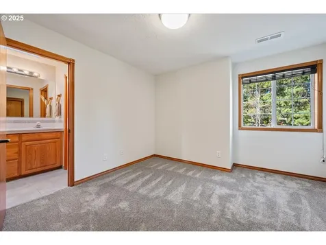 1534 SE Hale Court Gresham OR 97080