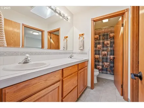 1534 SE Hale Court Gresham OR 97080