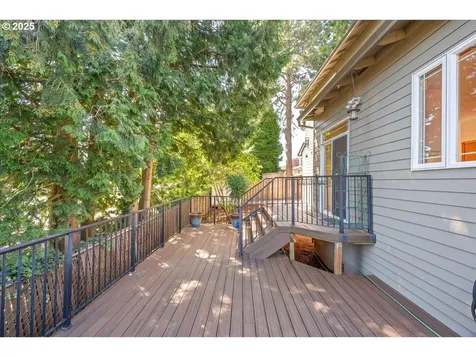 1534 SE Hale Court Gresham OR 97080