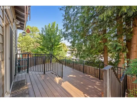 1534 SE Hale Court Gresham OR 97080