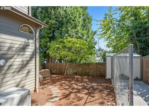 1534 SE Hale Court Gresham OR 97080