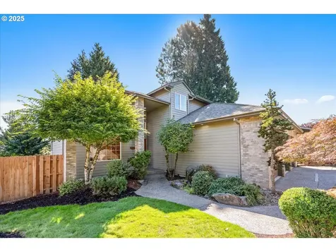 1534 SE Hale Court Gresham OR 97080