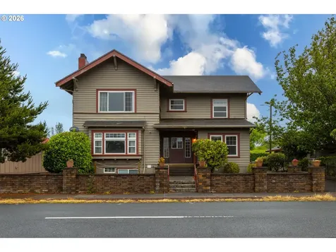 2306 3rd Street Tillamook OR 97141