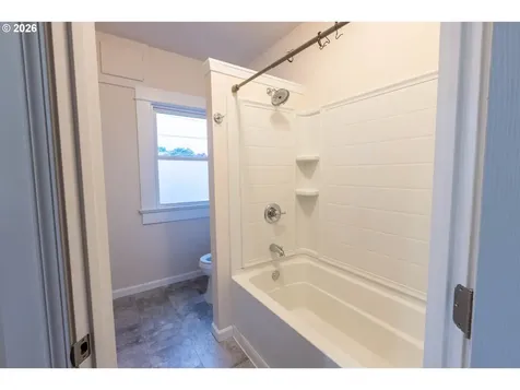 2306 3rd Street Tillamook OR 97141