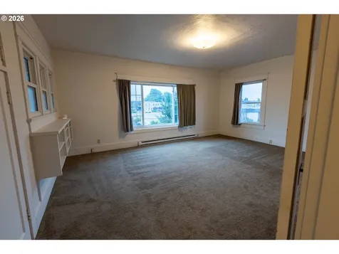 2306 3rd Street Tillamook OR 97141