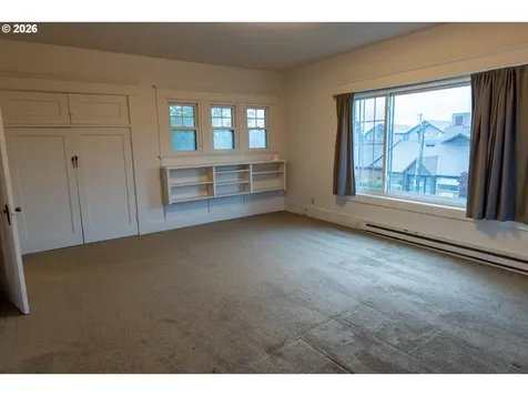 2306 3rd Street Tillamook OR 97141