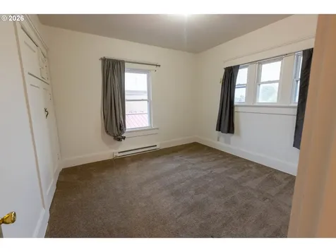2306 3rd Street Tillamook OR 97141