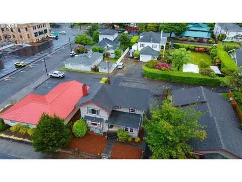 2306 3rd Street Tillamook OR 97141