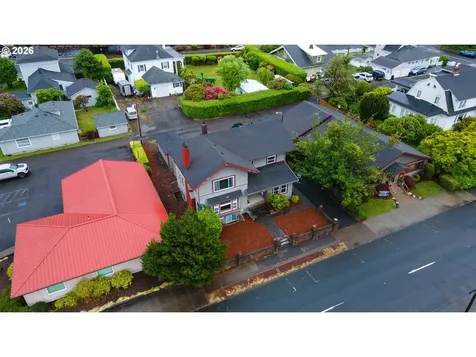 2306 3rd Street Tillamook OR 97141