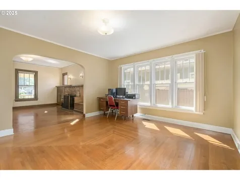 105 Thomason Lane Eugene OR 97404