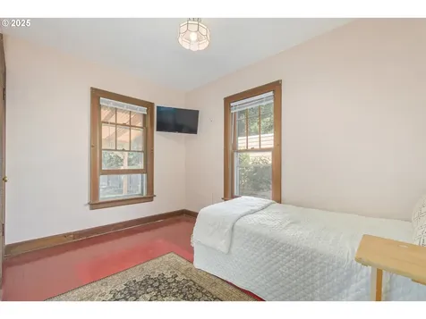 105 Thomason Lane Eugene OR 97404