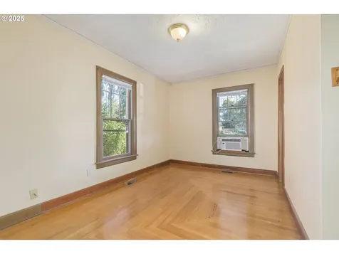 105 Thomason Lane Eugene OR 97404