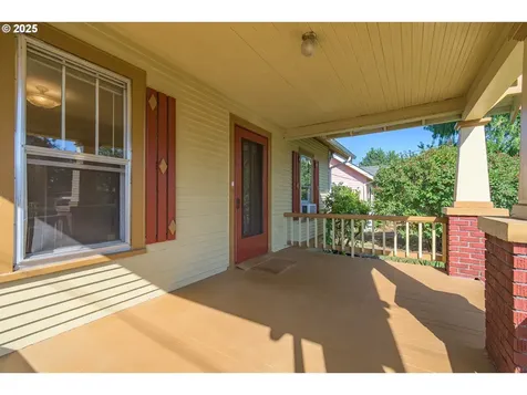 105 Thomason Lane Eugene OR 97404