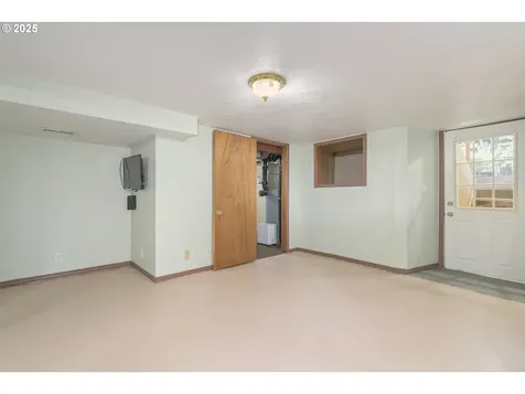 105 Thomason Lane Eugene OR 97404