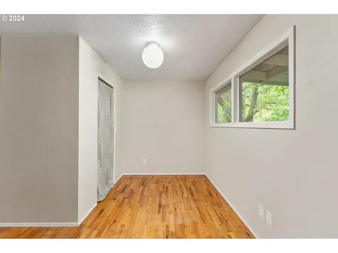 6606 N Seneca Street Portland OR 97203