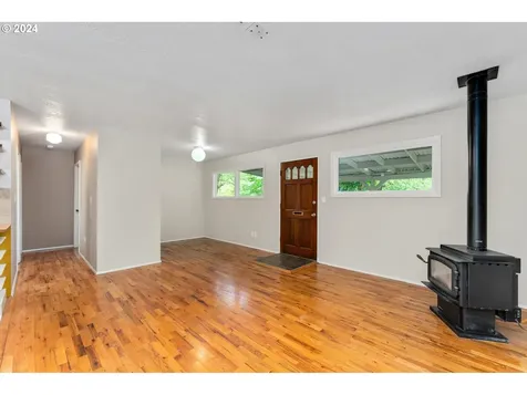 6606 N Seneca Street Portland OR 97203