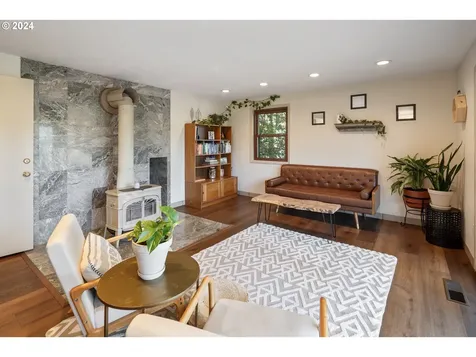 4335 Sw Cullen Boulevard Portland OR 97221