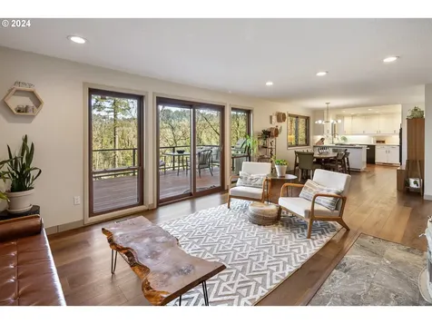 4335 Sw Cullen Boulevard Portland OR 97221