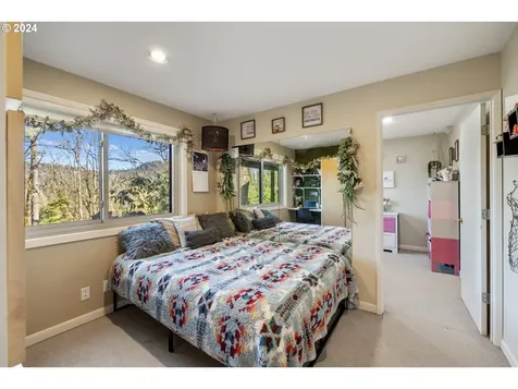 4335 Sw Cullen Boulevard Portland OR 97221