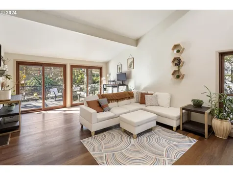 4335 Sw Cullen Boulevard Portland OR 97221