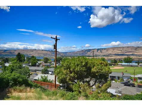 1511 Quinton Street The Dalles OR 97058